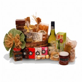 Delicious Delights Basket (2)
