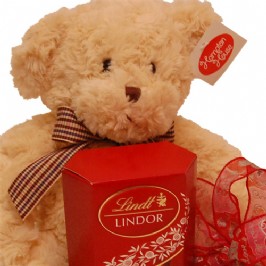 Cuddles n Chocs (2)